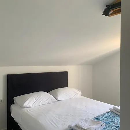 Maria Apartment *