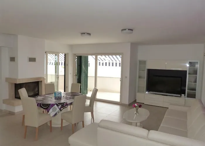 Διαμέρισμα Maria