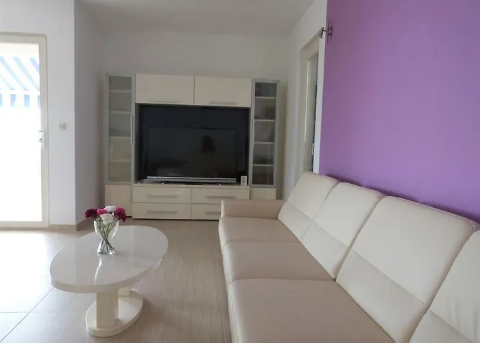 Maria Starigrad Paklenica